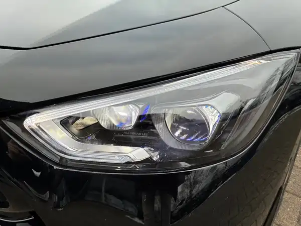 MERCEDES-BENZ AMG GT 63 S 4M+ (2/18)