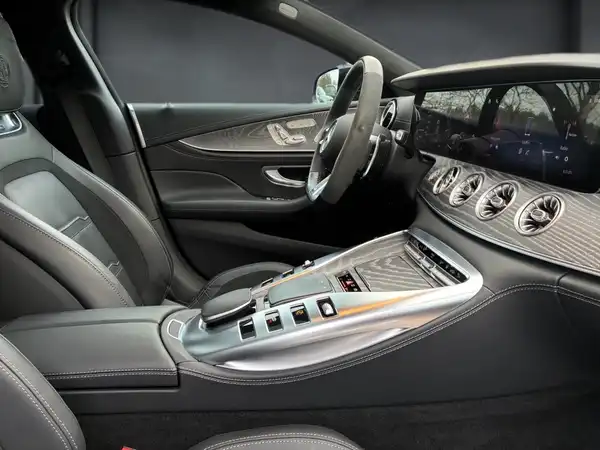 MERCEDES-BENZ AMG GT 63 S 4M+ (16/18)