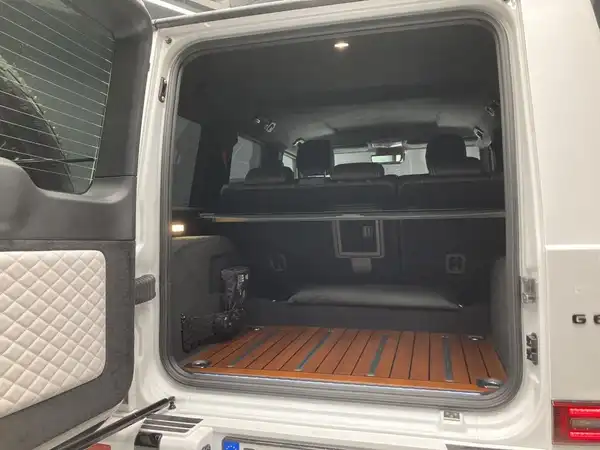 MERCEDES-BENZ AMG G 63 4x4 (13/18)