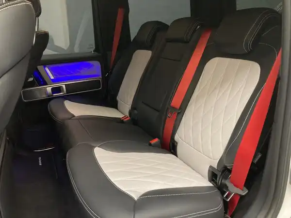 MERCEDES-BENZ AMG G 63 4x4 (15/18)