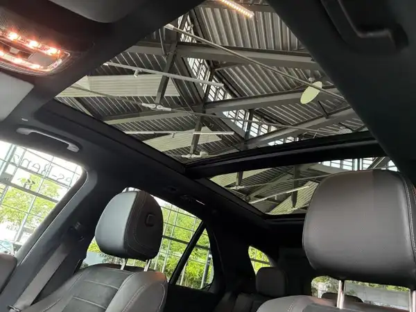 MERCEDES-BENZ GLE 350 de 4MATIC mit EQ Hybrid Technologie (17/19)