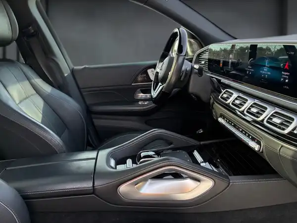 MERCEDES-BENZ Maybach GLS 600 (16/19)