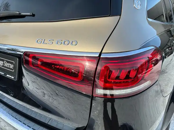 MERCEDES-BENZ Maybach GLS 600 (10/19)