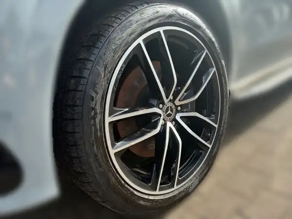 MERCEDES-BENZ GLS 450 d 4M (3/18)