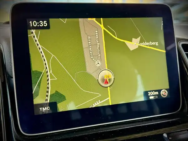 MERCEDES-BENZ GLS 350 d 4M (15/20)