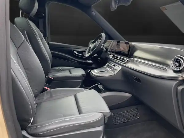 MERCEDES-BENZ V 300 d Exclusive Lang 4M (16/20)