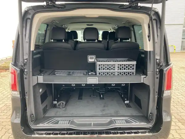 MERCEDES-BENZ V 300 d AVANTGARDE LANG (10/21)